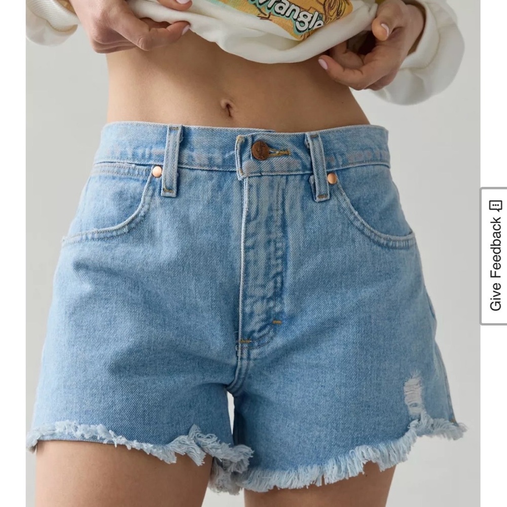 Wrangler High-Rise Cutoff Shorts Raw Hem Light Stone Relaxed Fit Boho Size 32 - Picture 3 of 16